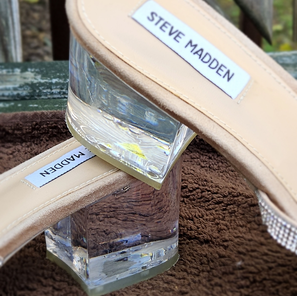 Steve Madden clear block heel - Picture 2 of 5